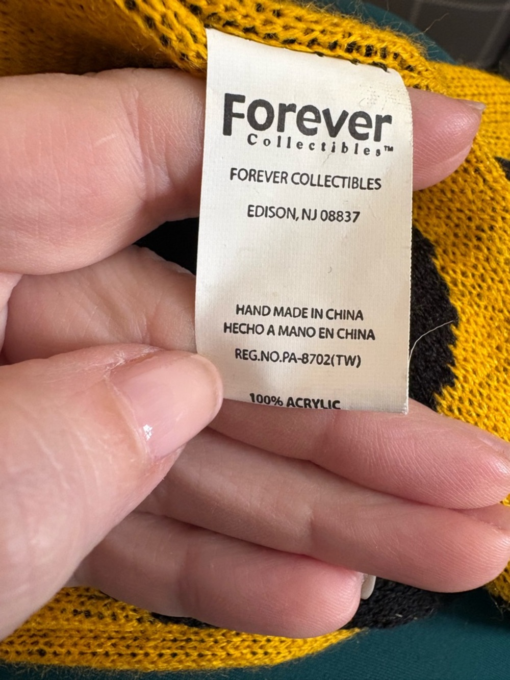 Forever Collectibles Yellow and Black Knit Fan Scarf - Picture 3 of 4